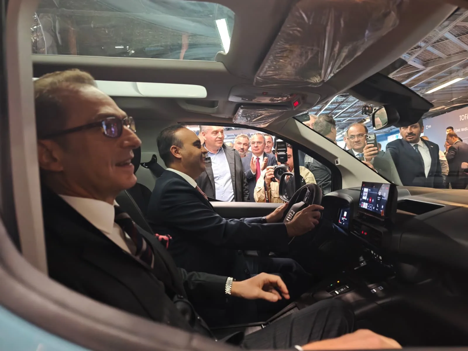 Bakan Kacır: Türkiye, otomotiv ve mobilite yatırımları için doğru adrestir