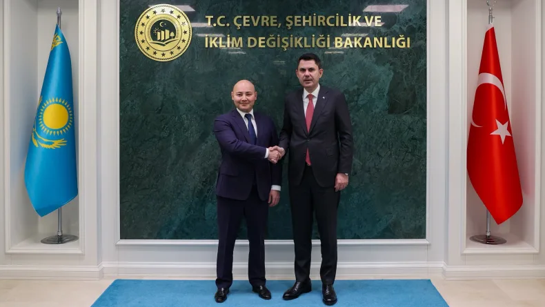 Bakan Kurum, Kazakistan Ekoloji ve Doğal Kaynaklar Bakanı Kuantyrov ile görüştü