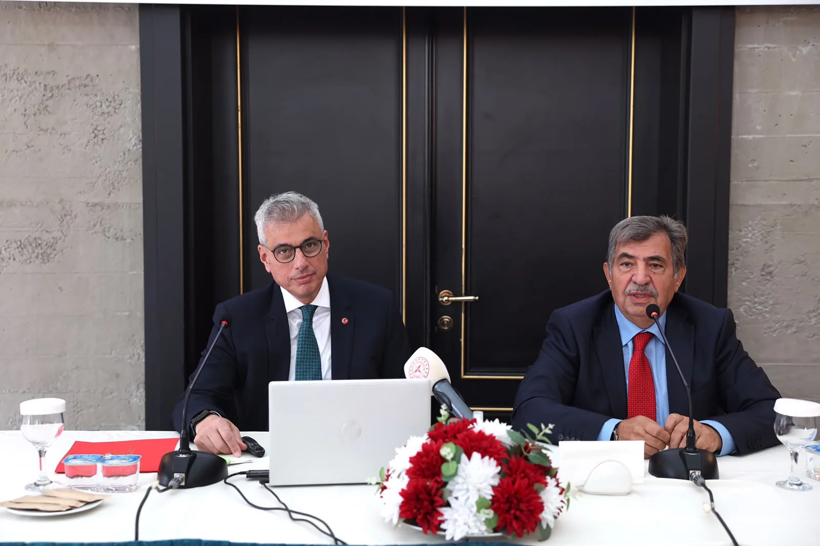 Bakan Memişoğlu: Türkiye'de sigaraya başlama yaş ortalaması 17