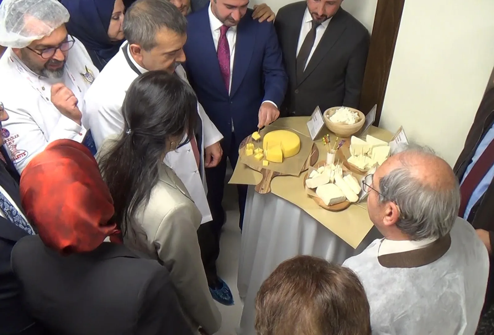 Bakan Tekin, Erzurum’da gastronomi lisesinin açılışına katıldı