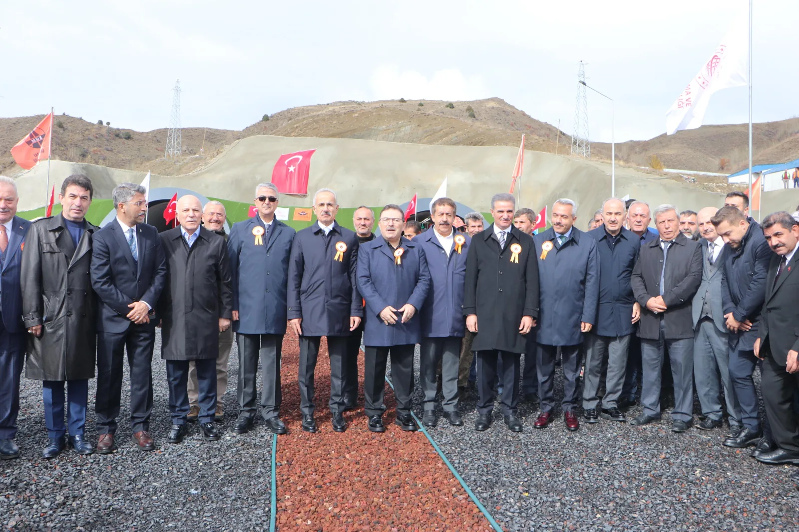 Bakan Uraloğlu: Dallıkavak Tüneli ile yıllık 103,7 milyon lira tasarruf sağlayacağız / Ek fotoğraflar