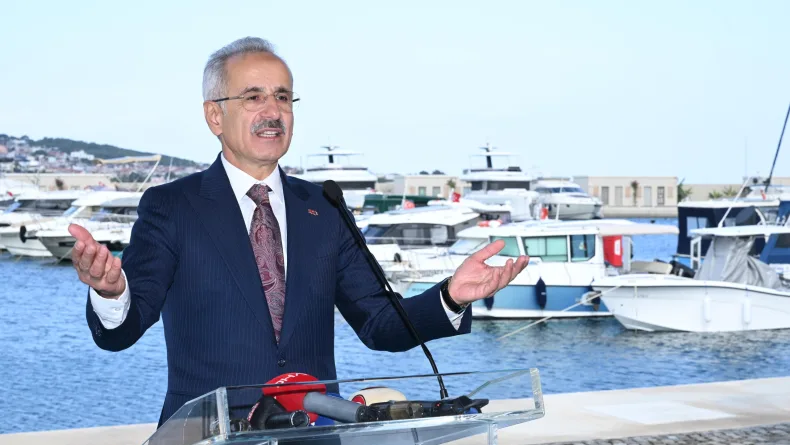 Bakan Uraloğlu: Denizcilik ödemelerinin yüzde 80'i kredi kartıyla çevrim içi yapılabiliyor