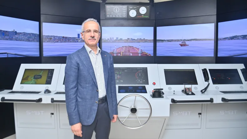 Bakan Uraloğlu: Türk sahipli deniz ticaret filosu 54,3 milyon detveyt tona ulaştı