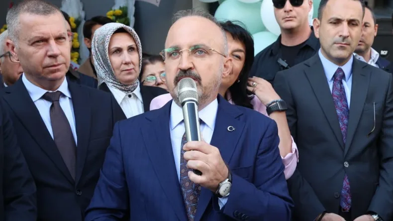 Bakan Yardımcısı Turan: Ailelerimiz şiddet riskine dikkat ederek süreci takip etsinler