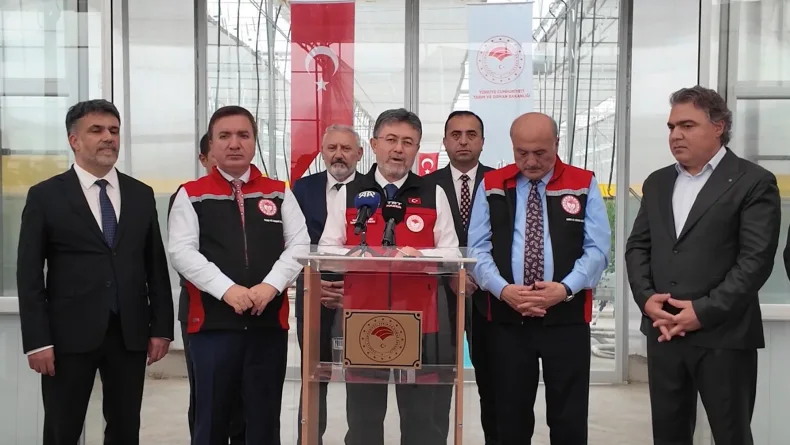 Bakan Yumaklı: Kalıcı huzur; ancak ekmeğini kendi toprağından çıkaran bir halkla mümkündür (3)