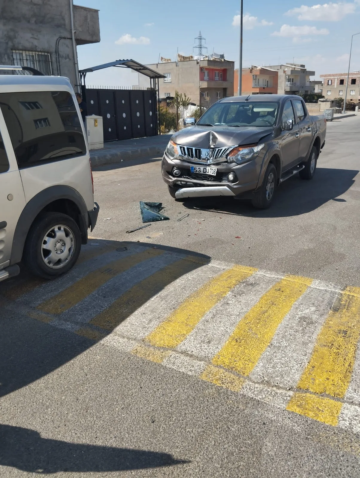 Batman’da kurgu kazalarla sigorta şirketlerini dolandıran şüphelilere operasyon: 43 gözaltı