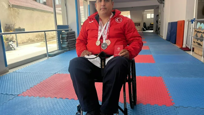 Bel kemiği kırılan Mehmet hayata tutundu, 8 ayda milli sporcu oldu
