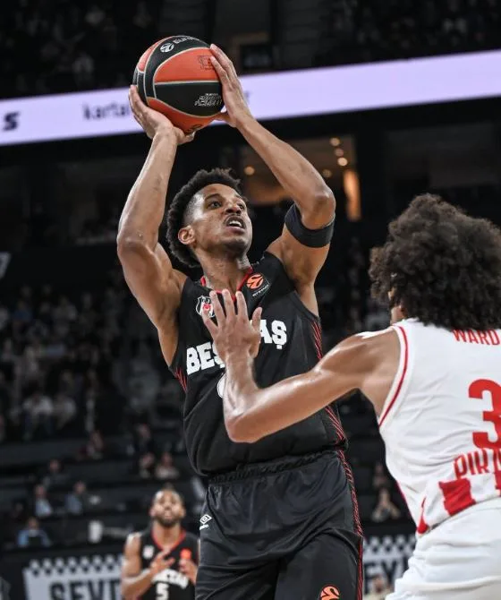 Beşiktaş-Olympiakos: 73-81