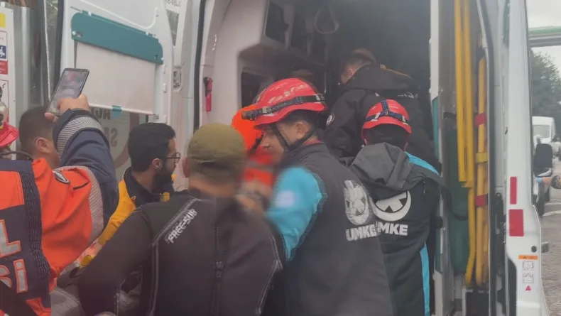 Beykoz’da sel nedeniyle su tahliyesi yaparken kuyuya düşen işçi öldü