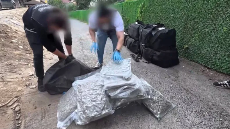 Beykoz'da uyuşturucu operasyonu: 409 kilogram skunk ele geçirildi