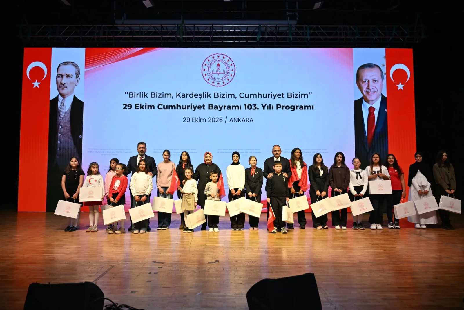 ‘Birlik Bizim Kardeşlik Bizim Cumhuriyet Bizim’ yarışmasında ödüller sahiplerini buldu