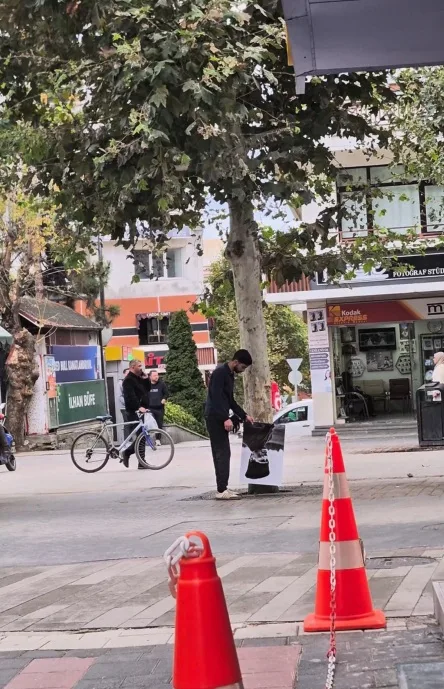 Bolu'da vatandaşların Atatürk hassasiyeti