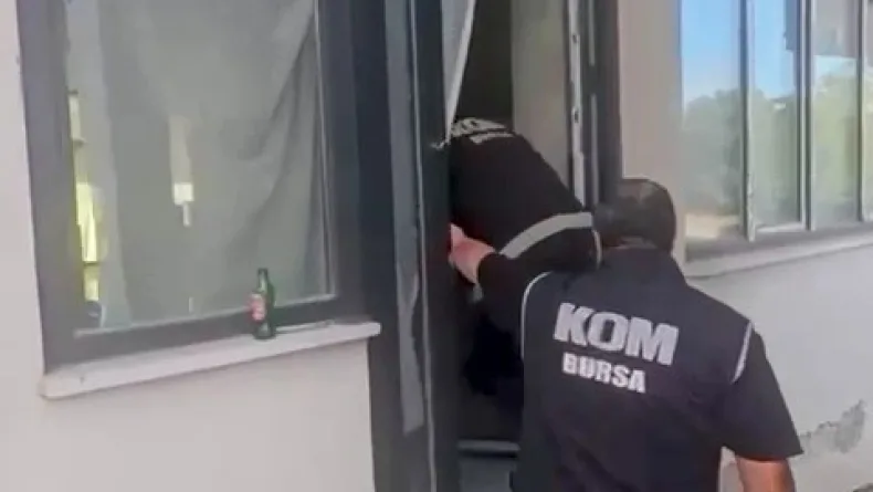Bursa’da 5,3 milyon makaron ele geçirildi; 2 gözaltı