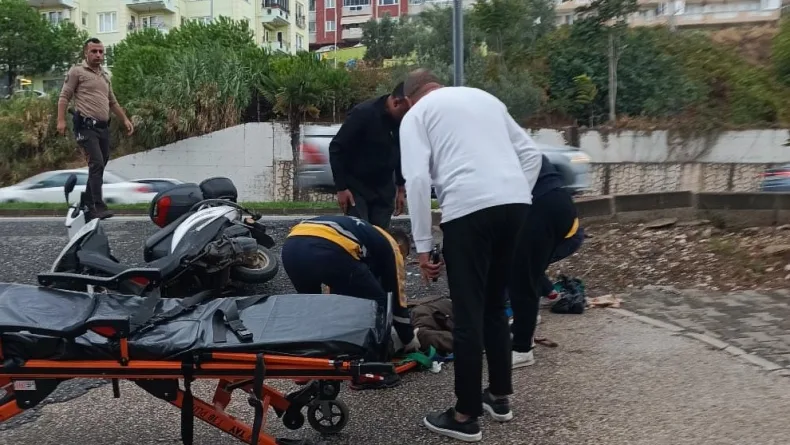Bursa'da devrilen motosikletin sürücüsü ağır yaralandı