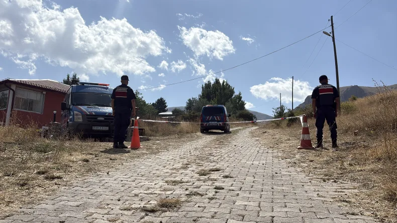 Büşra bebek olayında yeni gelişme; kardeşlerinin 'çadırdan alıp götürdü' dediği kişi gözaltında