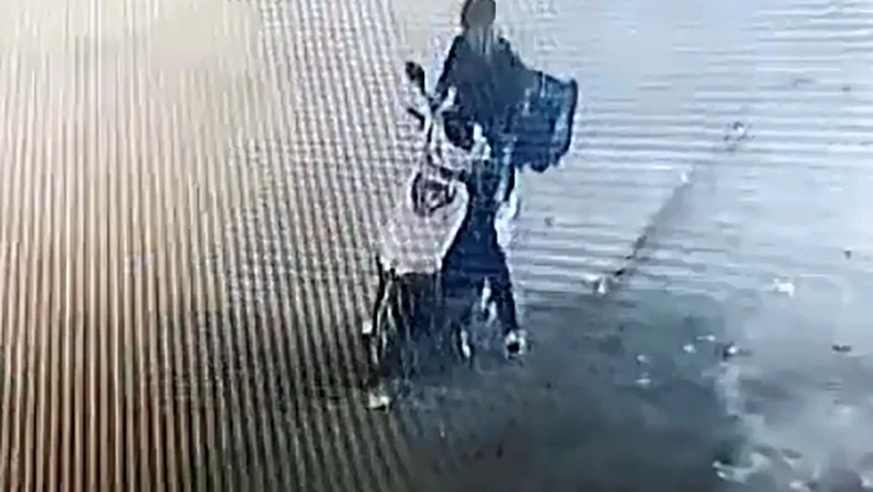 Çaldığı motosikletle dolaşırken yakalandı