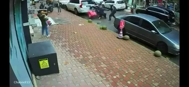 Çekmeköy'de aküsü değiştirilen motosiklet hareket etti; araçla savrulup yere düştü