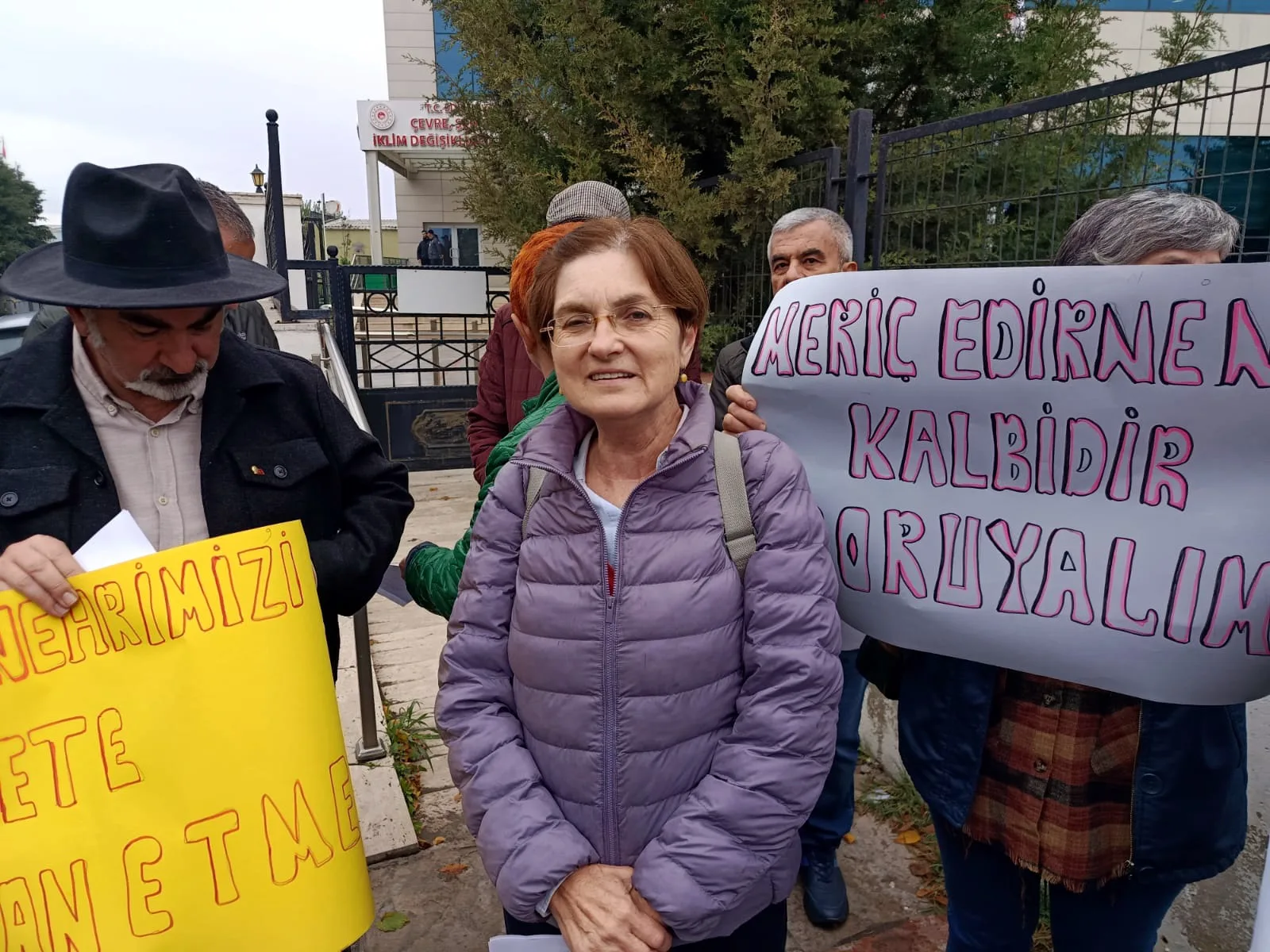 Çevre gönüllülerinden Meriç Nehri'nde kum ocağının kapasite artışına itiraz