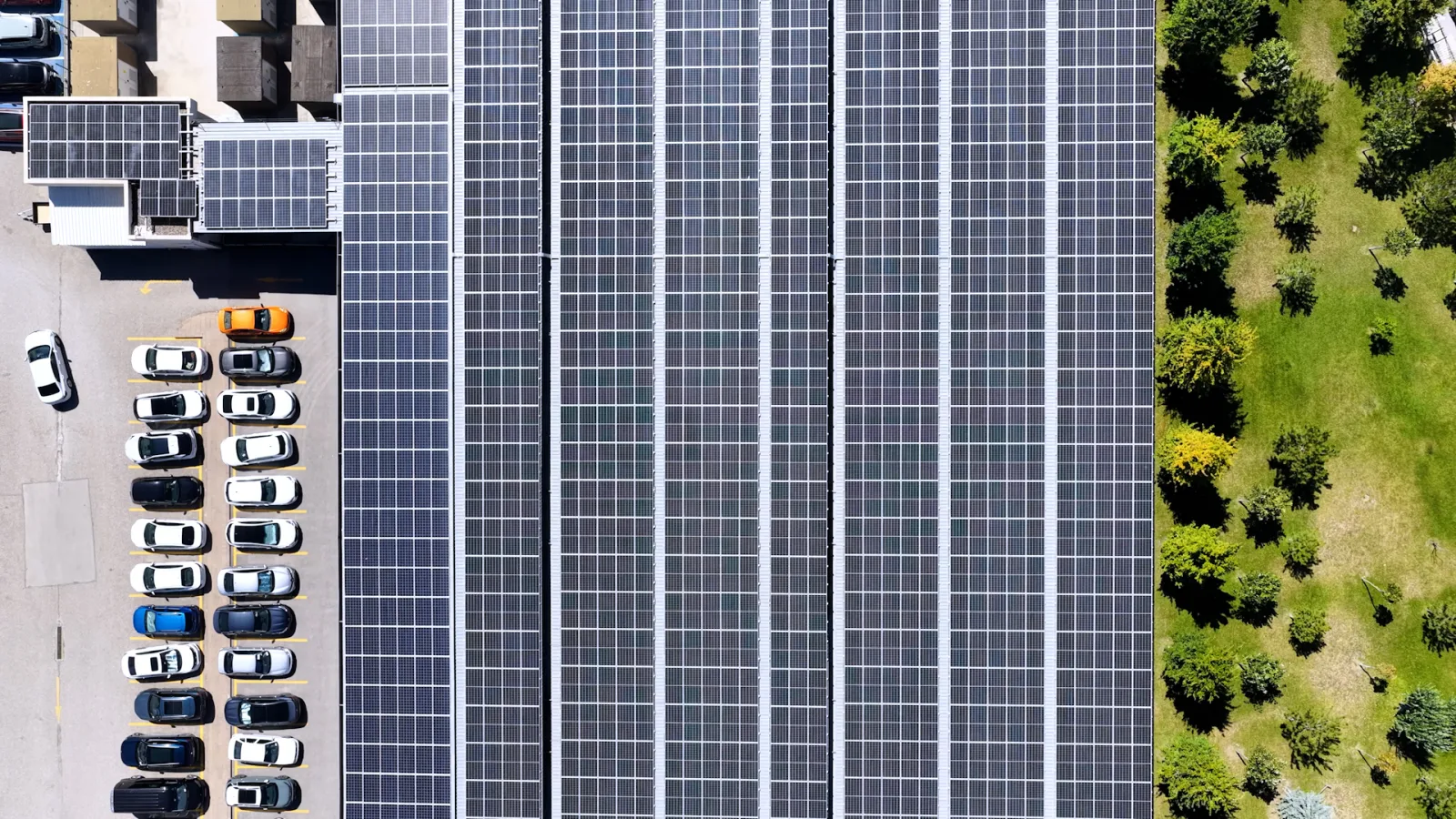 Çevre, Şehircilik ve İklim Değişikliği Bakanlığı, elektriğini güneşten sağlıyor