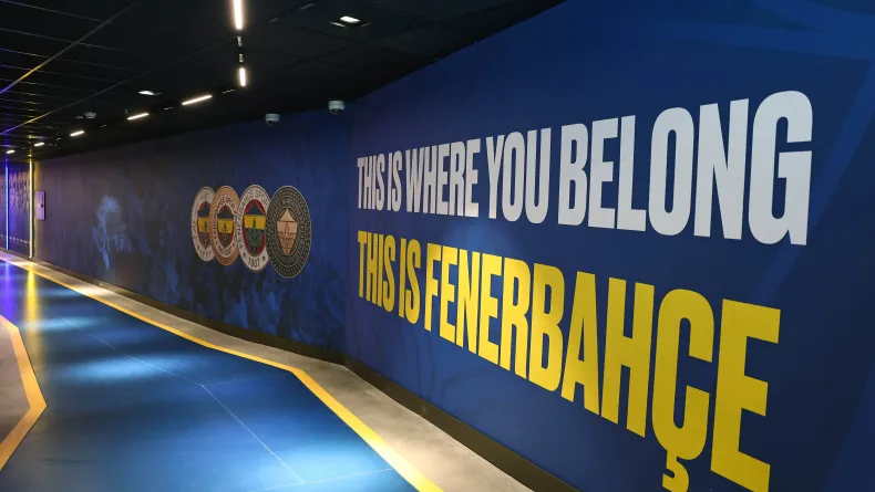 Chobani Stadyumu Şükrü Saracoğlu Spor Kompleksi’nde soyunma odası ve bağlantılı alanlar yenilendi
