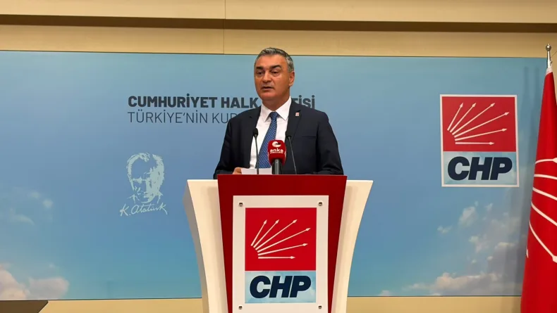 CHP’de 3 isim disipline sevk edildi