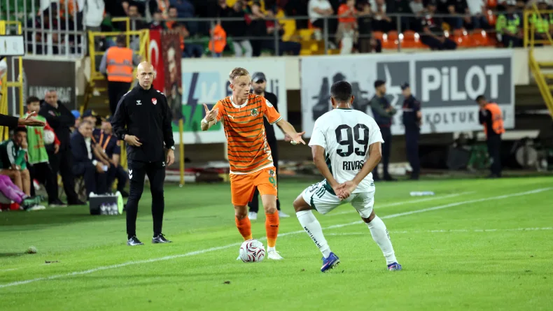 Corendon Alanyaspor - Kocaelispor: 1-2