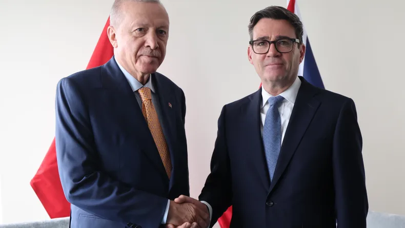 Cumhurbaşkanı Erdoğan, İngiltere Başbakanı Burnham ile bir araya geldi