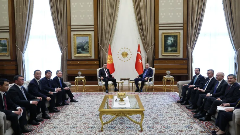 Cumhurbaşkanı Erdoğan, Kırgızistan Cumhurbaşkanı Caparov ile görüştü (2)