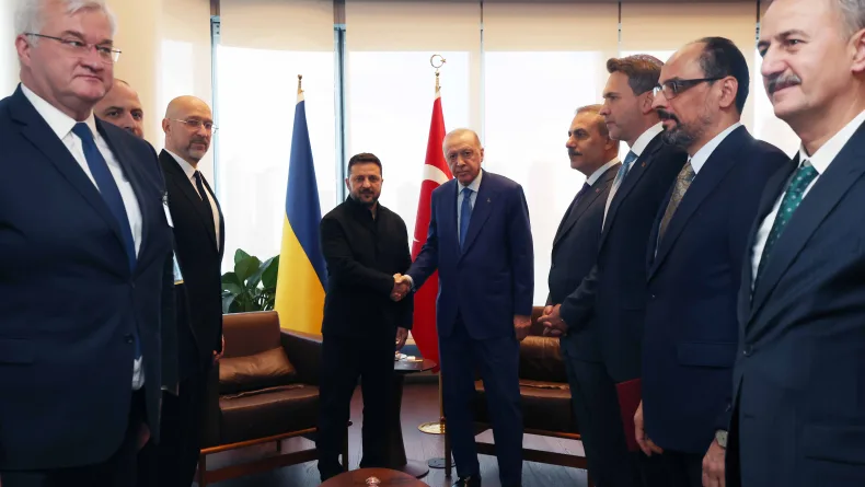 Cumhurbaşkanı Erdoğan, Ukrayna Devlet Başkanı Zelenskiy ile görüştü