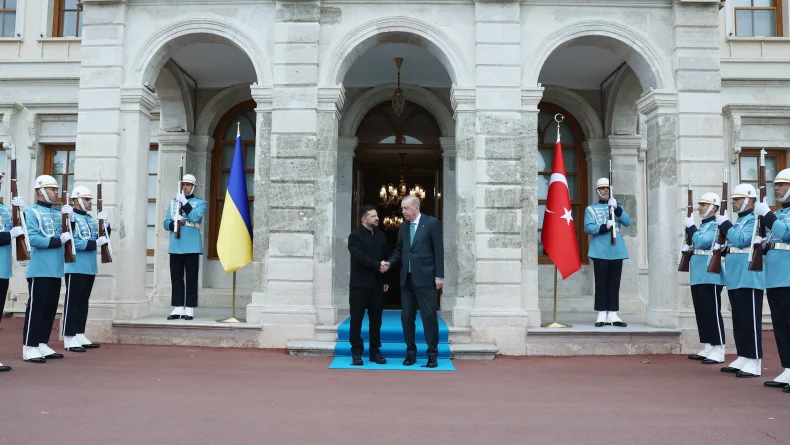 Cumhurbaşkanı Erdoğan ve Zelenskiy'in İstanbul'daki görüşmesi başladı