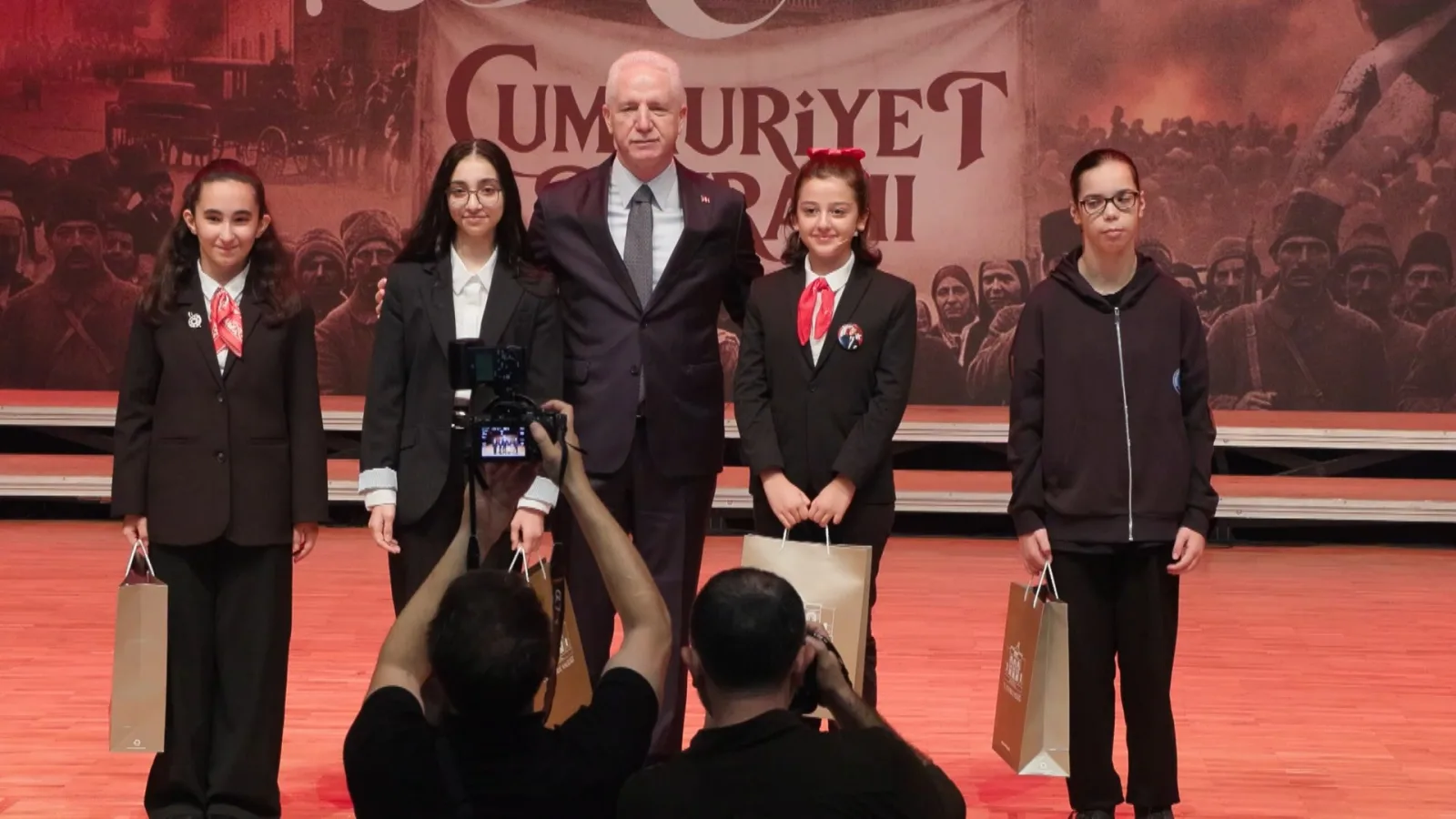 Cumhuriyet Bayramı'nın 103'üncü yılı Cemal Reşit Rey Konser Salonu’nda kutlandı