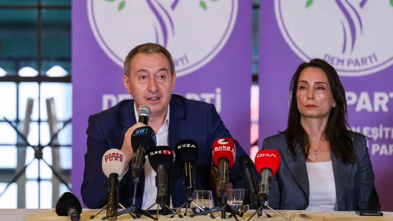 DEM Parti'li Bakırhan: Demokratik toplum süreci, 86 milyon için çok önemli bir kazanım sağlayacak