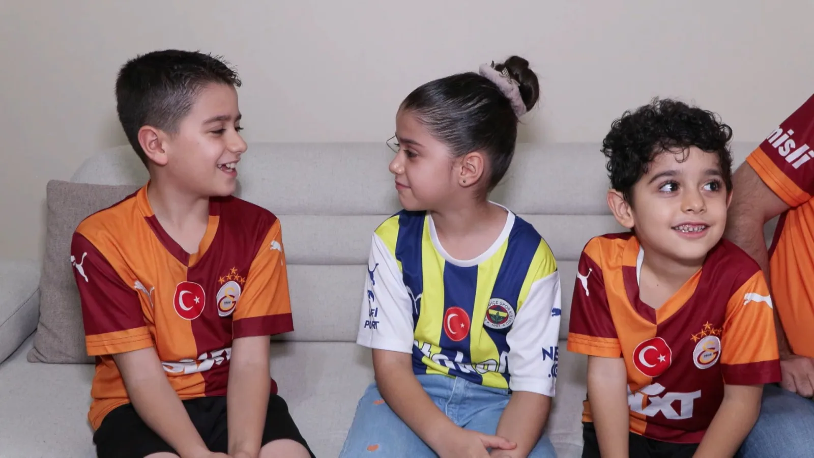 Derbiyi deplasmanda Fenerbahçe formasıyla takip eden minik taraftardan mesaj: Çok güzel duygular yaşadım, teşekkür ederim