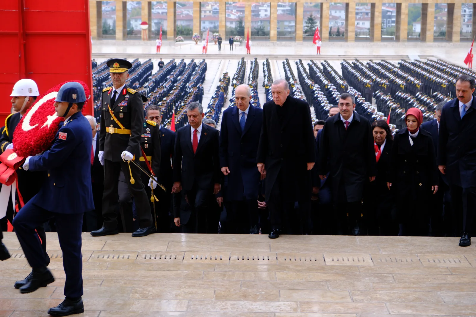 Devlet erkanı Anıtkabir'i ziyaret etti