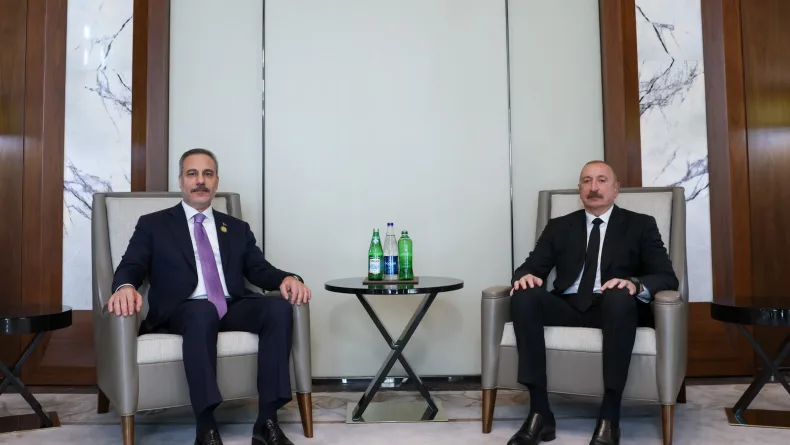 Dışişleri Bakanı Fidan, Bakü'de Azerbaycan Cumhurbaşkanı Aliyev tarafından kabul edildi