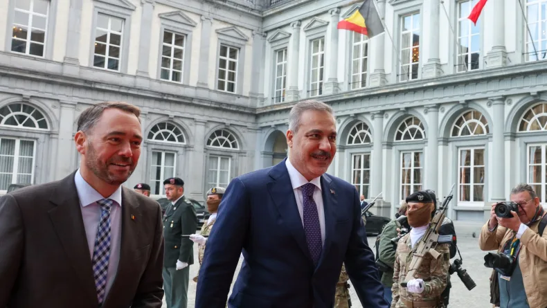 Dışişleri Bakanı Fidan, Belçikalı mevkidaşı Prevot tarafından karşılandı