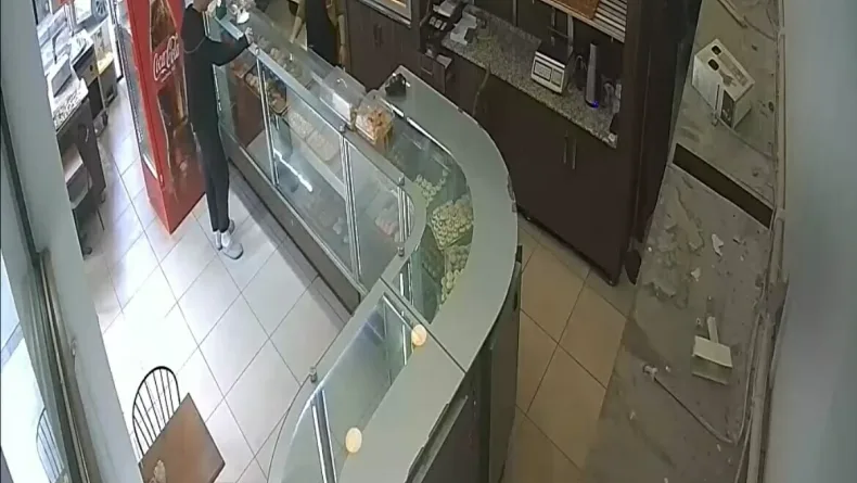 DMD hastası Berk'in bağış kumbarası çalındı