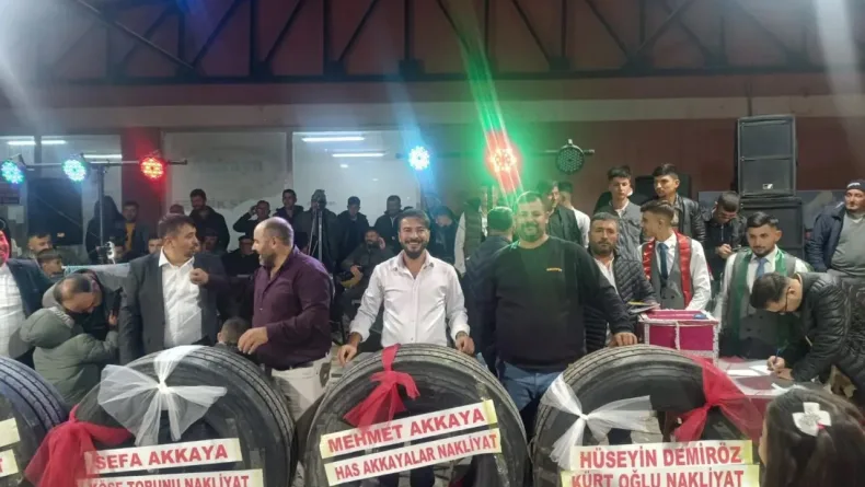Düğünde damada kamyon lastiği hediye ettiler