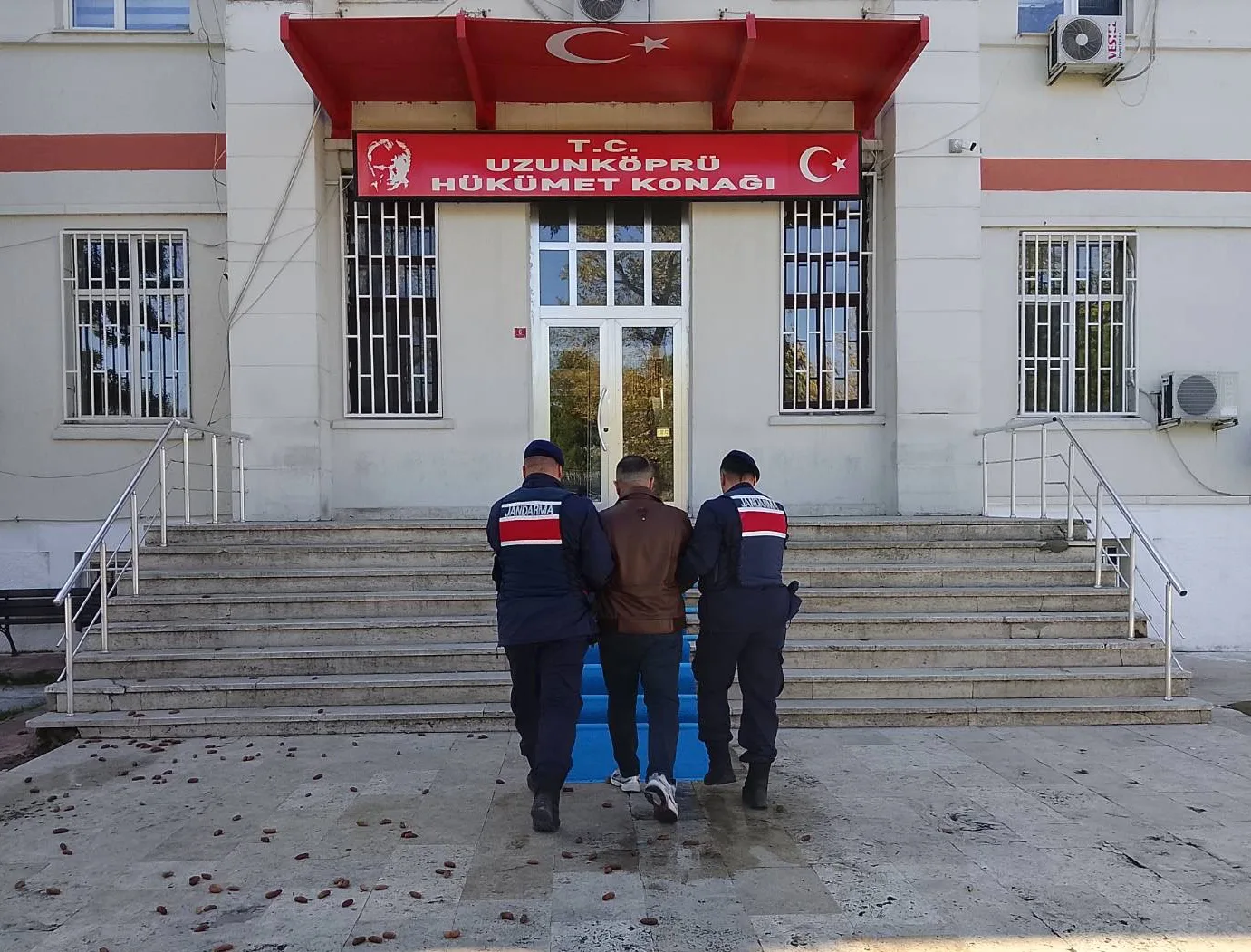 Edirne’de 23 kaçak göçmen yakalandı