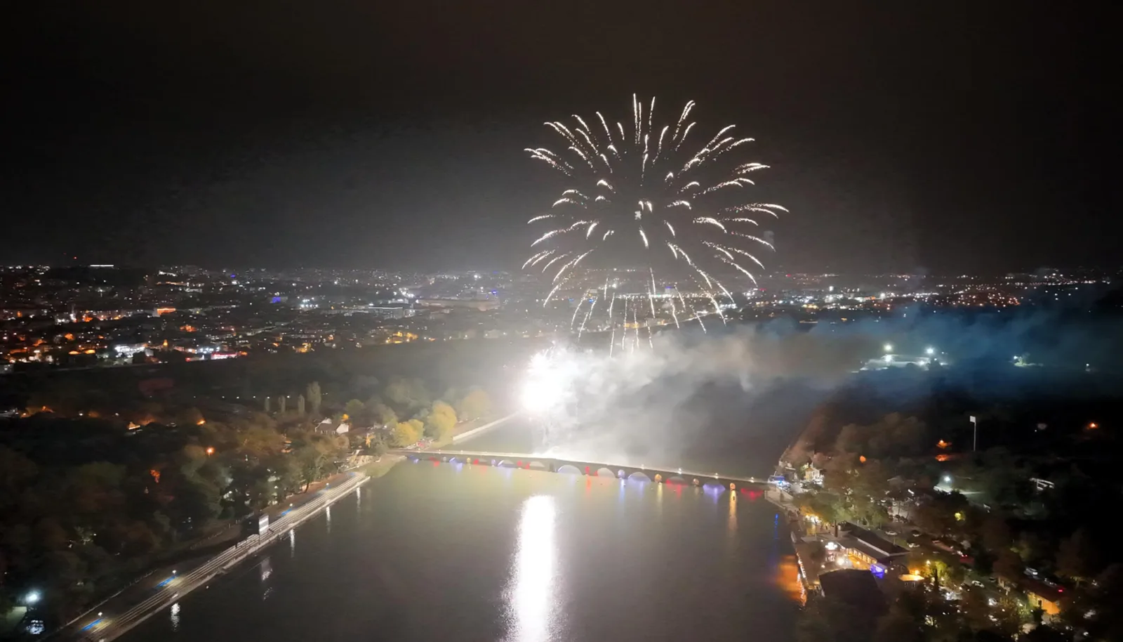 Edirne’de Cumhuriyet Bayramı kutlamalarında fener alayı ve havai fişek gösterisi / Ek fotoğraflar
