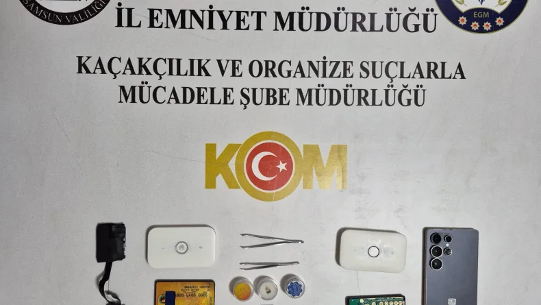 Ehliyet sınavında kopya düzeneği ortaya çıkarıldı