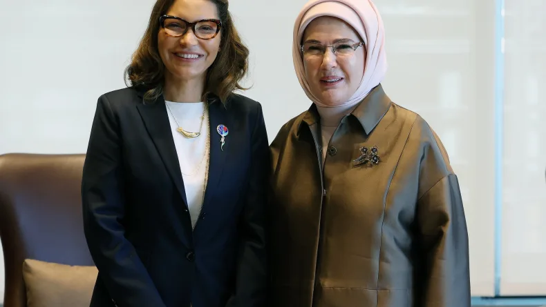 Emine Erdoğan, Brezilya Devlet Başkanı'nın eşi Silva ile görüştü