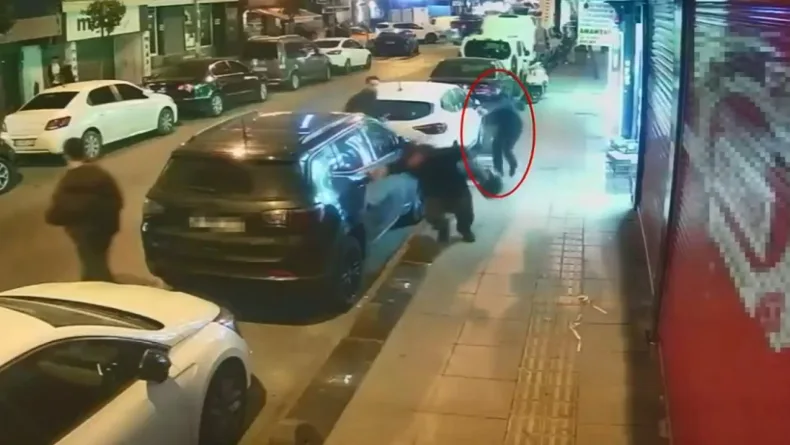 Esenler’de çıkan kavgada birbirlerini silahla yaralayan 2 şüpheli yakalandı