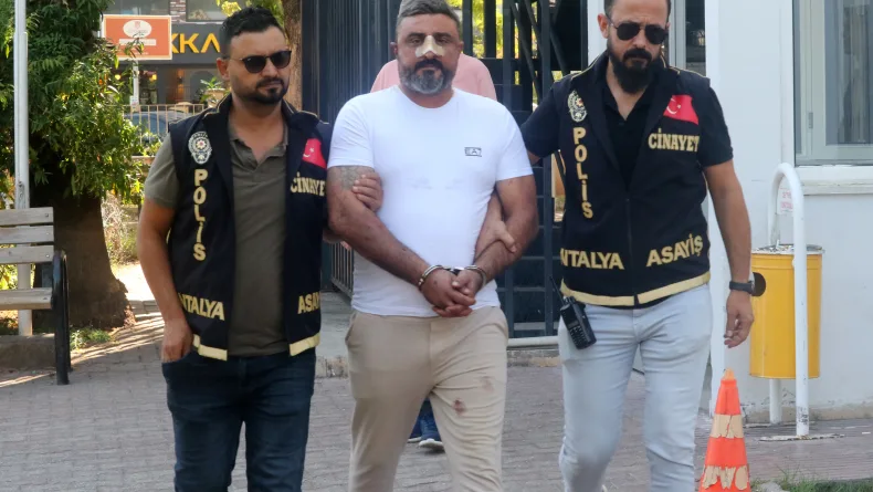 Eski Trabzonsporlu futbolcunun oğlunu öldüren sanık hakkında müebbet talebi
