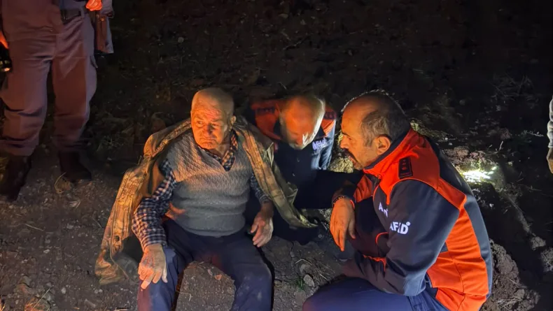 Evden çıktıktan sonra kayboldu, dağda uyurken bulundu