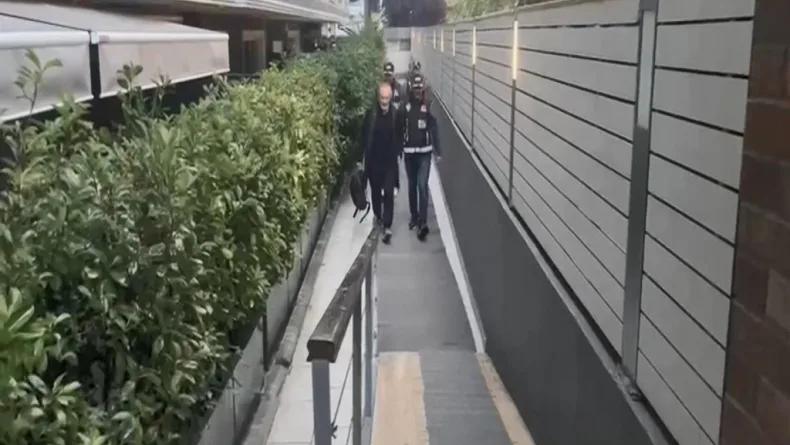 Eyüpsultan Belediye Başkanı Özmen dahil 28 şüpheli Ankara Adliyesi’nde