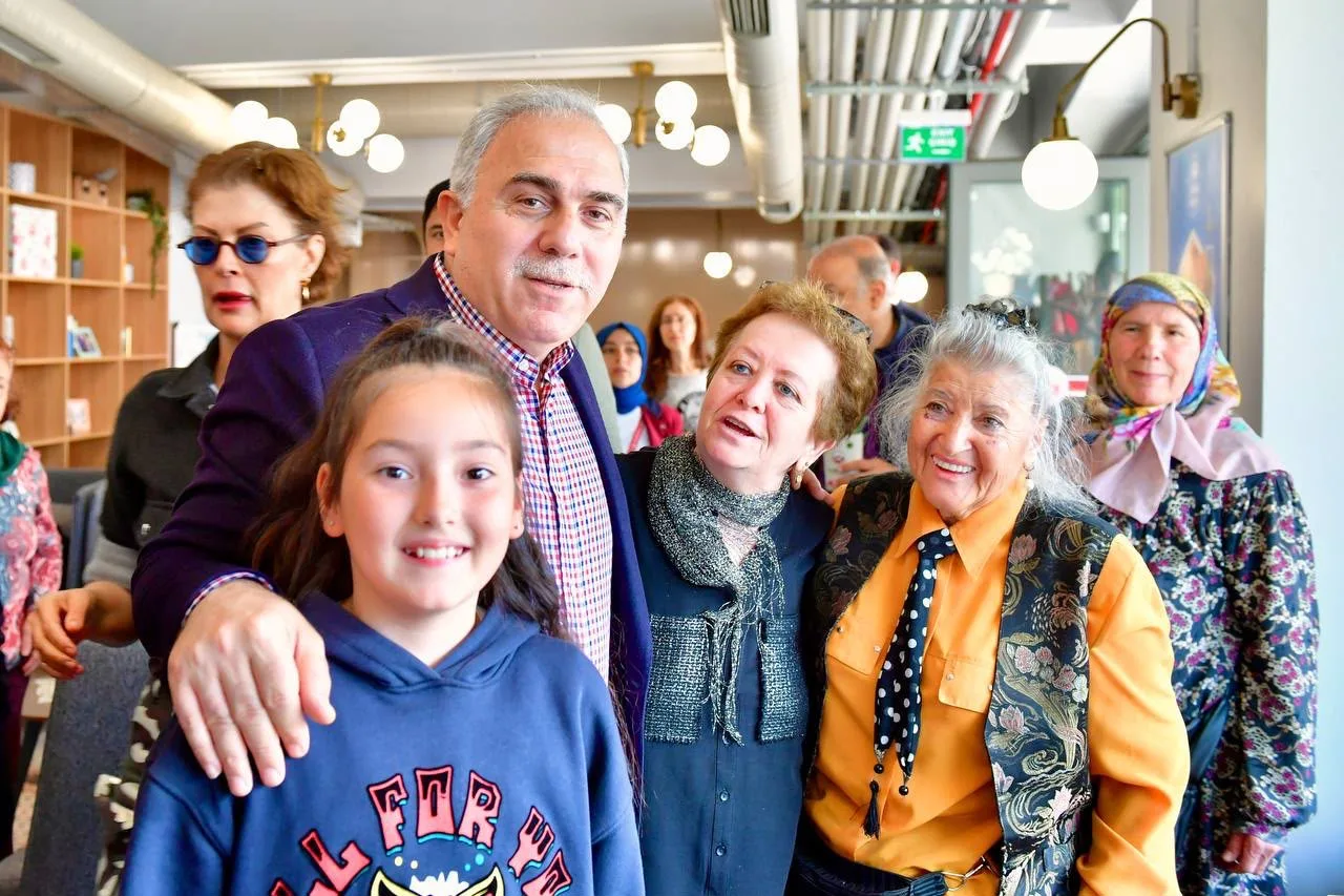 Fatih Belediyesi'nden 65 yaş üstü için 'Yadigar Kahvesi'