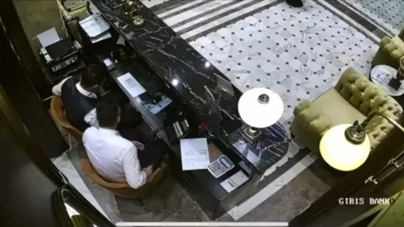 Fatih'te çalıştıkları oteli 1 milyon dolar zarara uğratıp butik otel almışlar; 5 şüpheli tutuklandı
