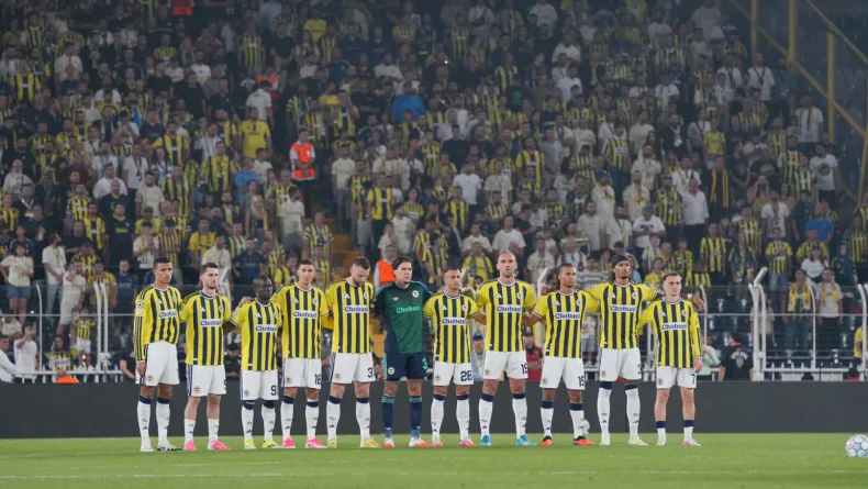 Fenerbahçe deplasmanda Galatasaray'a konuk olacak