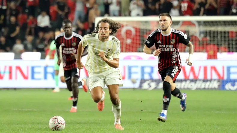 Fenerbahçe ilk 5 haftada 8 puan kaybetti